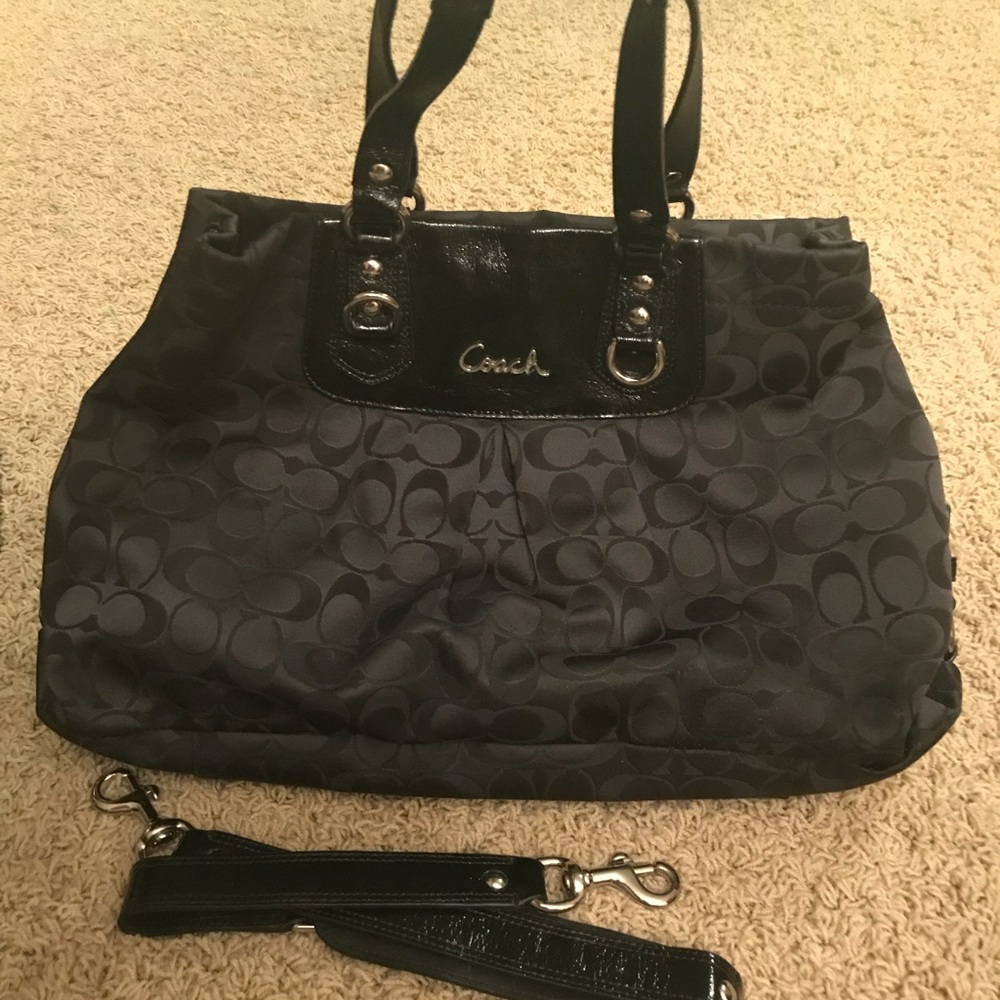Authentic Coach bag - Picture 2 of 6